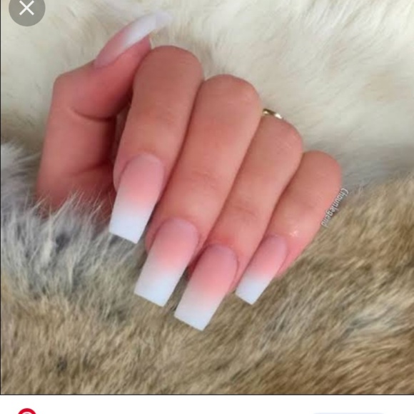 Profile Picture of Anam Shafeeq (@anamshafeeq) on Poshmark