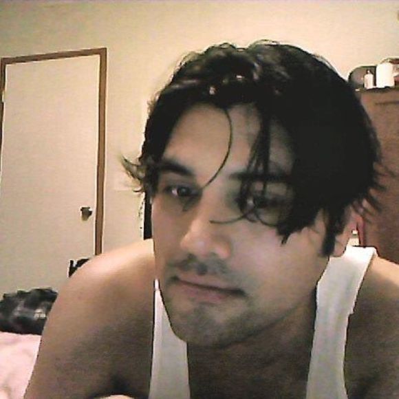 Profile Picture of Gabriel Gamboa (@gabrielgamboa) on Poshmark