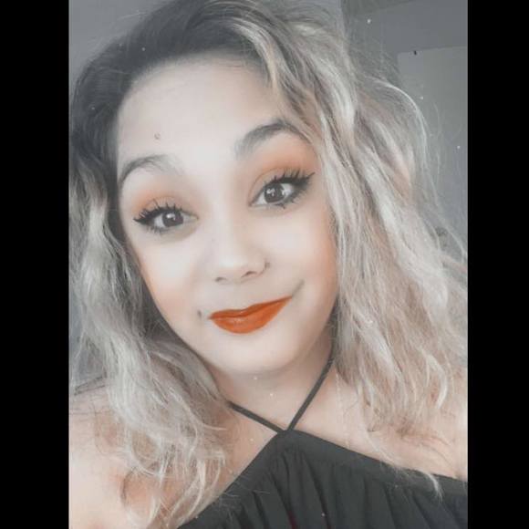 Profile Picture of Kiersten Rodriguez (@kelizbethhh_12) on Poshmark