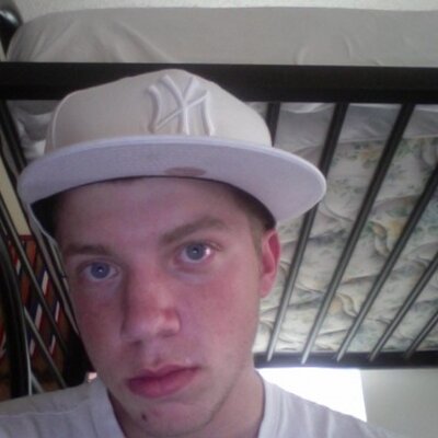 Profile Picture of Tim McCool (@ballislife25) on Twitter