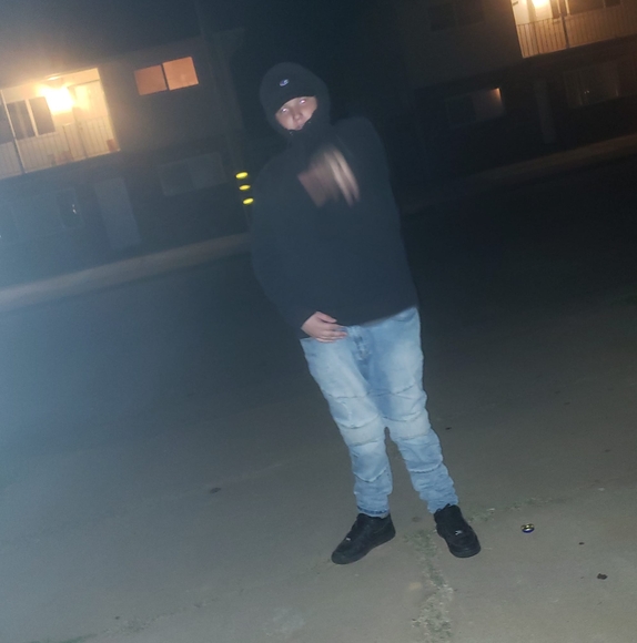 Profile Picture of Jason Roose (@jasonroose22) on Poshmark