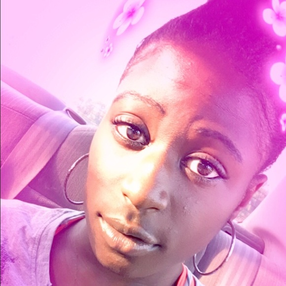 Profile Picture of Aisha Watson (@aisha_monae) on Poshmark
