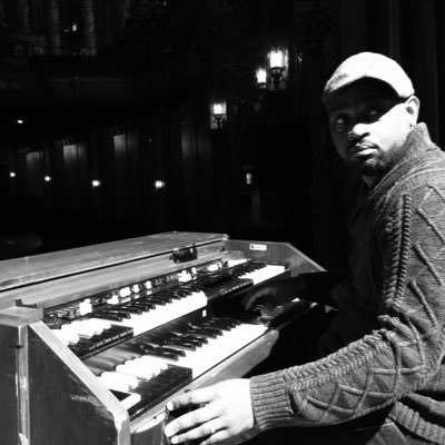 Profile Picture of Michael Mitchell (@MMitchellMusic) on Twitter