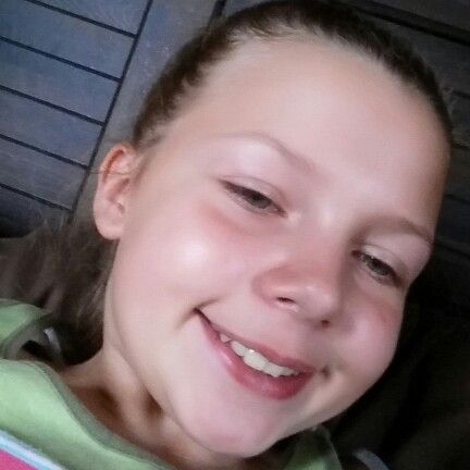 Profile Picture of Crystal Setser (@crystalsetser) on Tiktok