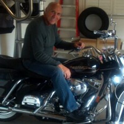 Profile Picture of Michaelcharmoli (@michaelcharmoli) on Twitter