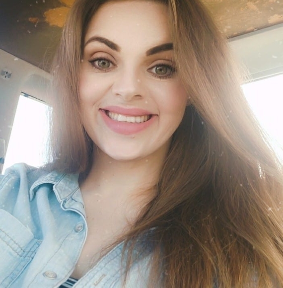 Profile Picture of Leila Still-moore (@leila8889) on Poshmark