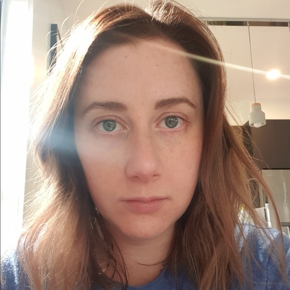 Profile Picture of Julia Gribbon (@juliagribbon) on Poshmark