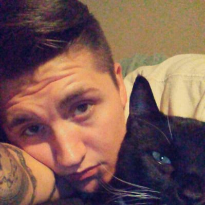 Profile Picture of Derek Pruitt (@Me_llamo_Derek) on Twitter
