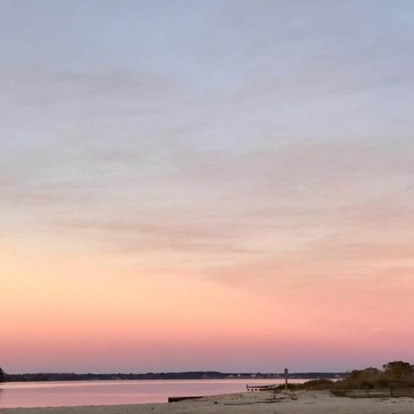 Profile Picture of Janet Kobylarz-deleon (@jankoby) on Poshmark