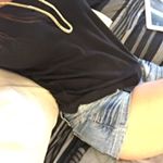Profile Picture of Lori Devlin (@lolodevlin) on Instagram