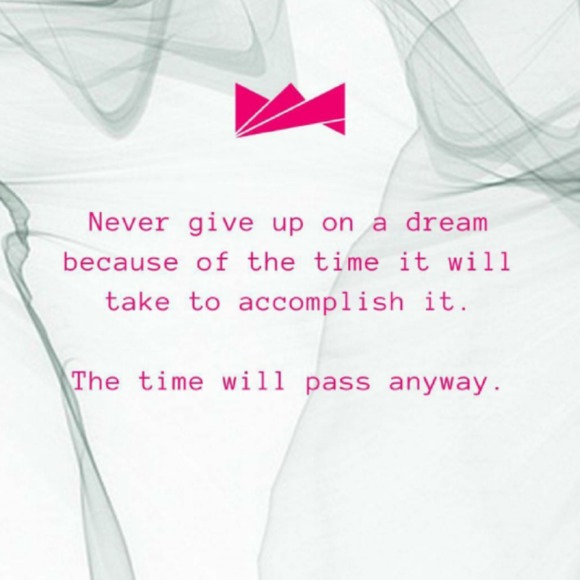 Profile Picture of Tiara Croal (@trcladyboss) on Poshmark