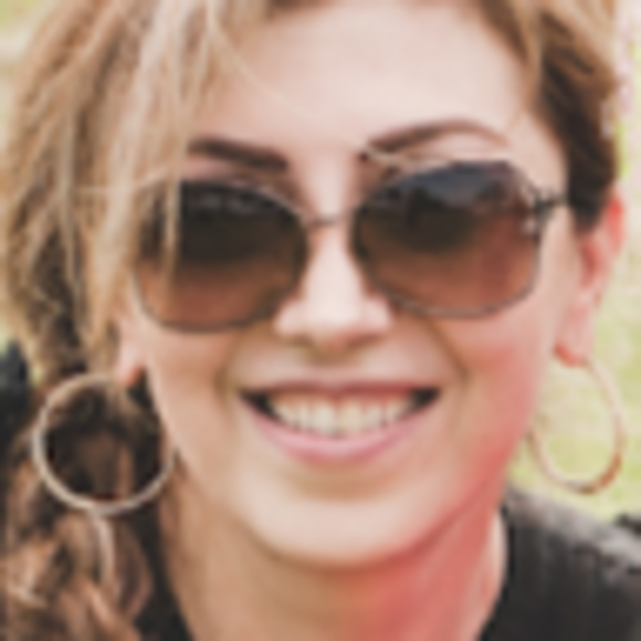 Profile Picture of Mahsa Moallem (@mahsa99) on Poshmark