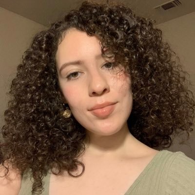 Profile Picture of Daisy Gonzalez (@daisygo25) on Twitter