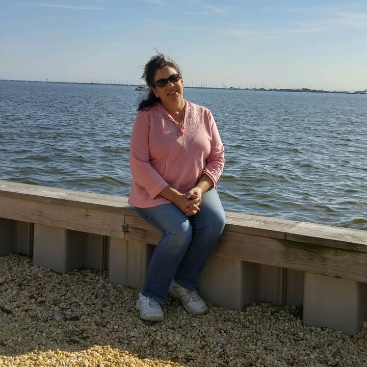 Profile Picture of Cindy Isaacson (@julesauntie2015) on Tiktok