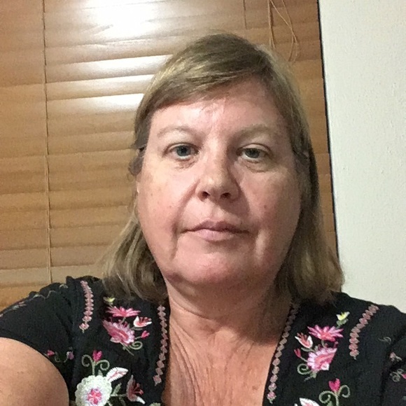 Profile Picture of Ann Rademakers (@annierad64) on Poshmark