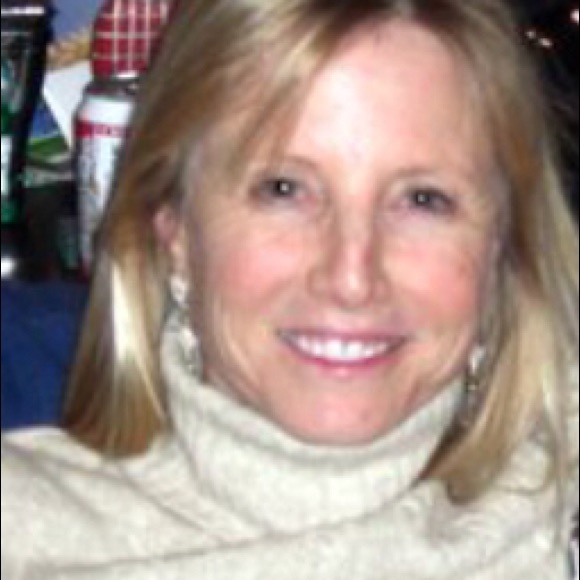 Profile Picture of Michele Sturt (@msturt4) on Poshmark