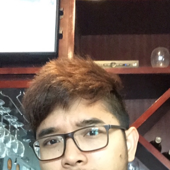 Profile Picture of Dustin Huynh (@lilacwine95) on Poshmark