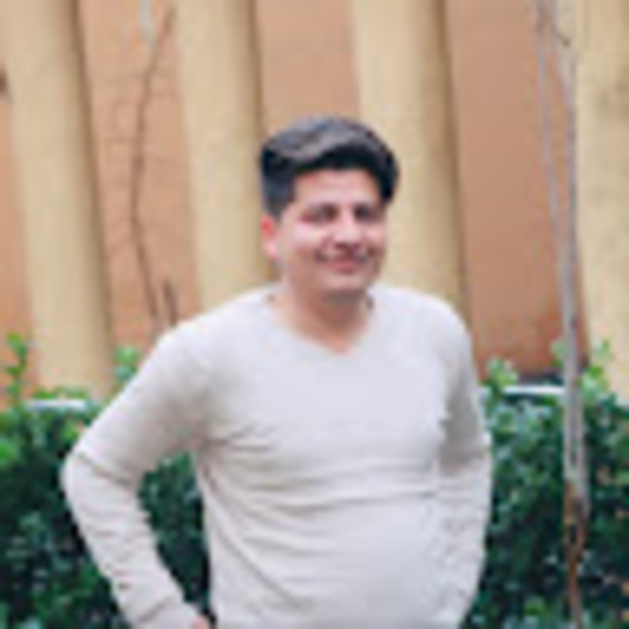 Profile Picture of Saidjalil Hossaini (@saidjalilh) on Poshmark