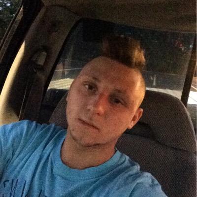 Profile Picture of Nick Mock (@vS_Stitches) on Twitter