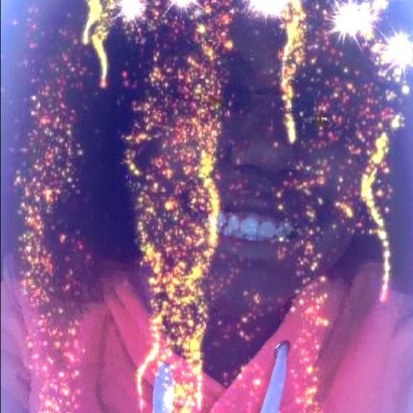 Profile Picture of Haley Broadnax (@_officialhay) on Poshmark