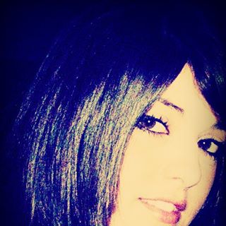 Amanda Lorenzi - Facebook Profile Picture of Amanda Lorenzi (@amanda.lorenzi.7) on Facebook