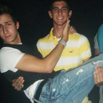 Zach And Blaine - Twitter Profile Picture of Zach And Blaine (@2IdioticGamers) on Twitter
