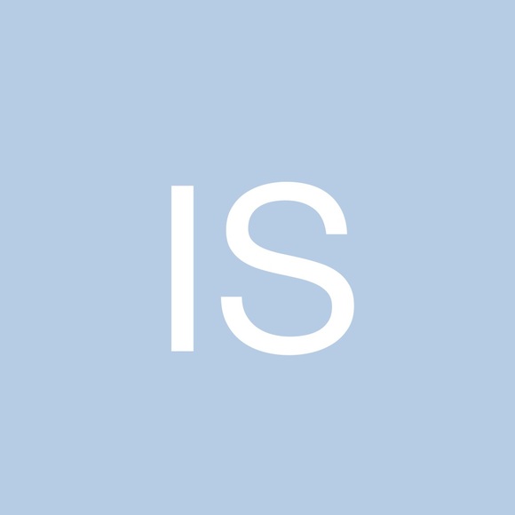 Profile Picture of Ingrid Sutter (@iwsutter) on Poshmark
