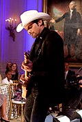 Profile Picture of Brad Paisley - Wikipediaon Wikipedia