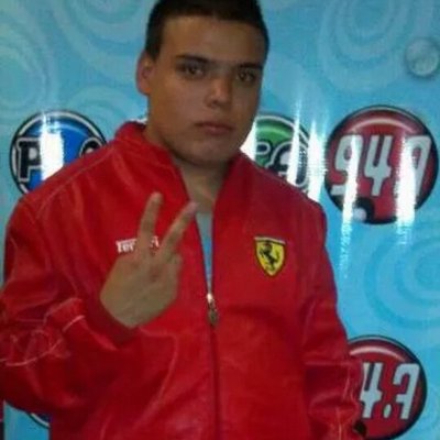 Profile Picture of Chris Huitron (@thevaron88) on Twitter