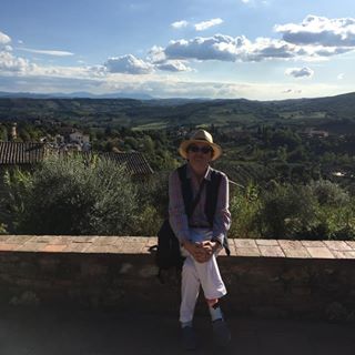 Profile Picture of Sarah Outerbridge (@sarah.outerbridge) on Facebook