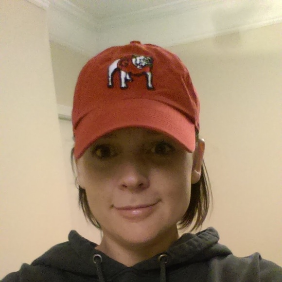 Profile Picture of Beth Case (@bethm813) on Poshmark