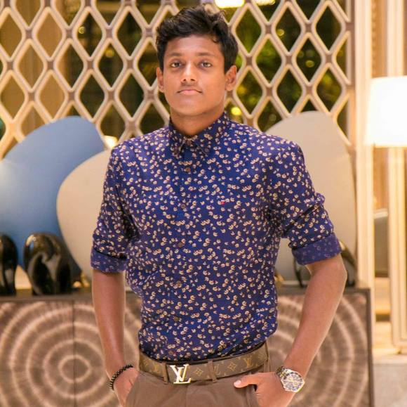 Profile Picture of Kavin Weerasinghe (@kavinw) on Poshmark
