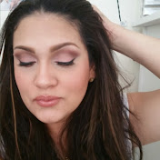 Profile Picture of Ann Valentine (@AnnValentineMakeupStatement) on Youtube