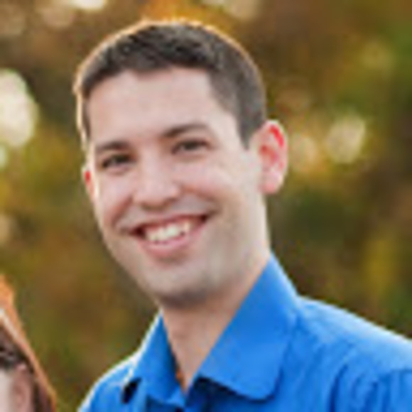 Profile Picture of Andrew Cuevas (@cavemanjac) on Poshmark