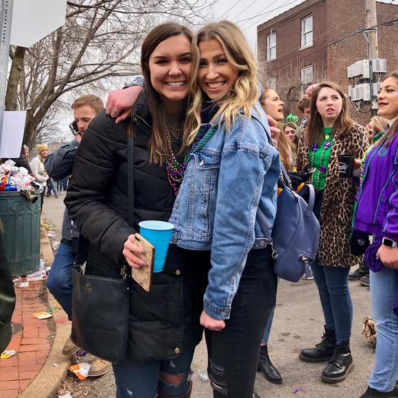 Profile Picture of Molly Sobek (@mollysobek) on Poshmark