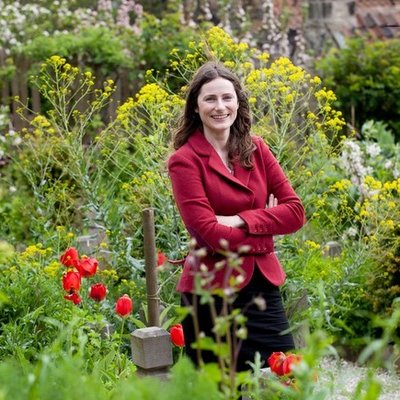 Profile Picture of Claire MacKay (@herbal_history) on Twitter