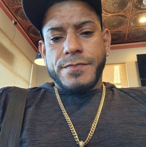 Profile Picture of Samuel Ocasio (@samuelocasio877) on Poshmark