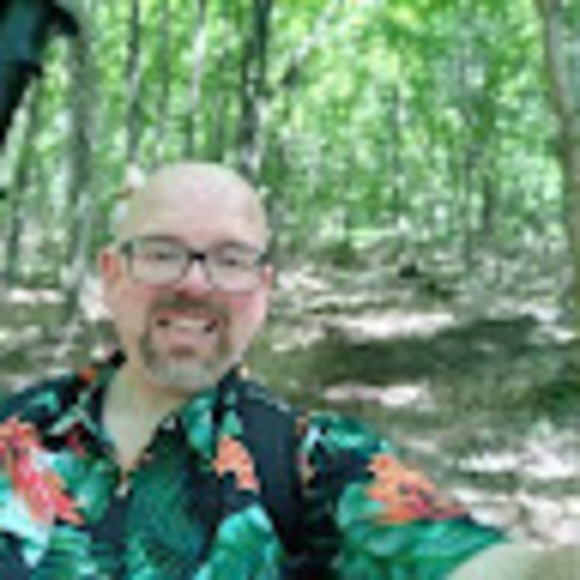 Profile Picture of David Vincent (@davidvincent392) on Poshmark