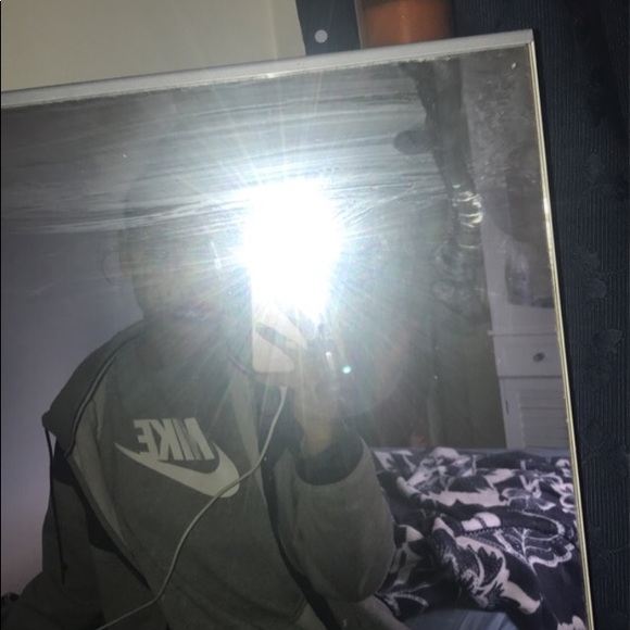 Profile Picture of Ciara Collard (@ciaracollard01) on Poshmark