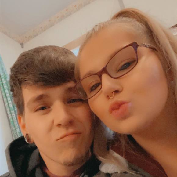 Profile Picture of Deanna Blumenschein (@deanna002) on Poshmark