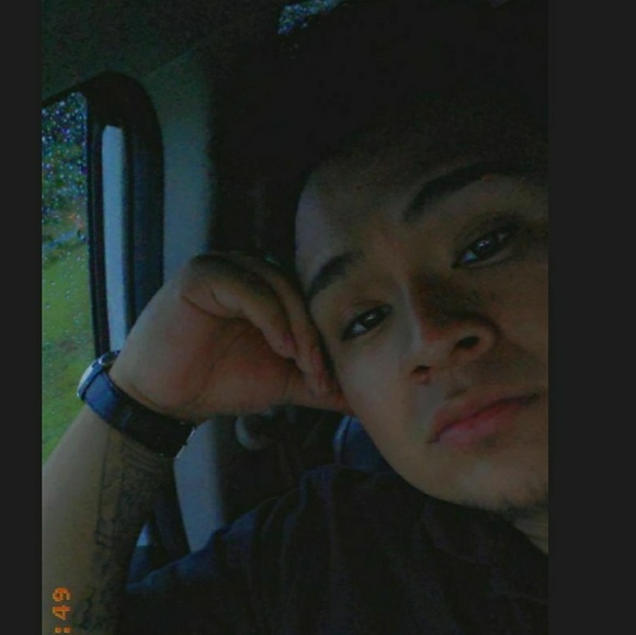 Profile Picture of Omar Calvillo (@omar_calvillo) on Poshmark