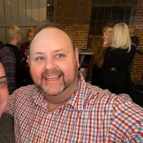 Profile Picture of Donny Hamblin (@zonnell) on Poshmark