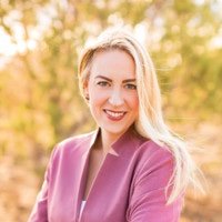 Profile Picture of April White (@@iamaprilwhite) on Twitter
