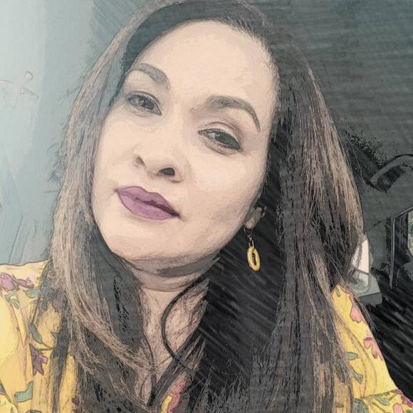 Profile Picture of Zayda Delgado (@keyzay97) on Poshmark