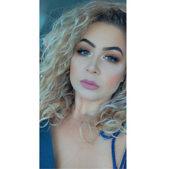 Profile Picture of Kimberly Sasser (@kimberlysasser) on Poshmark