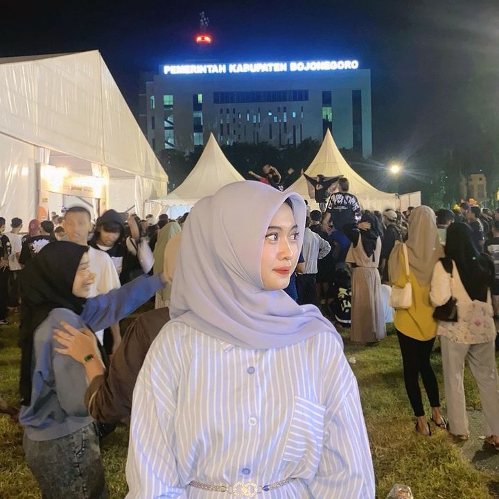 Profile Picture of azuravey (@azuravey) on Tiktok