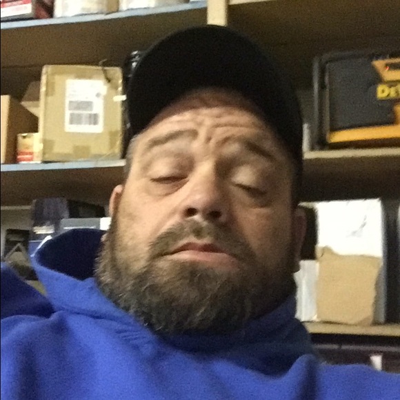 Profile Picture of Phillip Reyes (@phillipreyes272) on Poshmark
