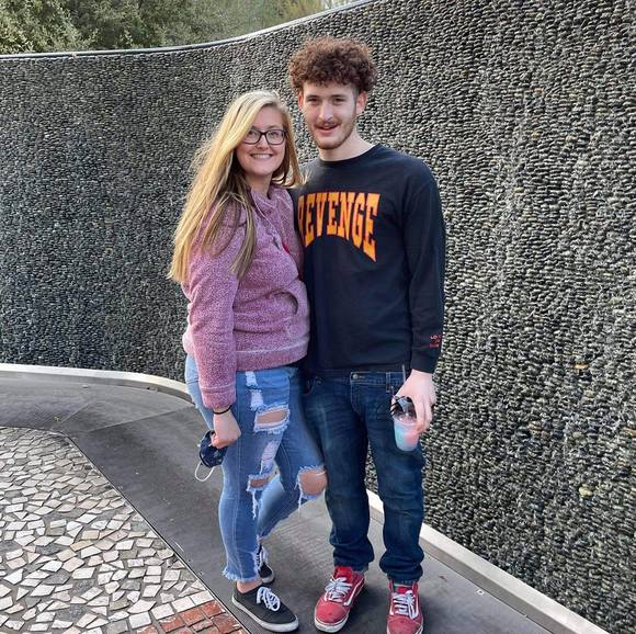 Profile Picture of Noah Hansen (@hansennoah) on Poshmark