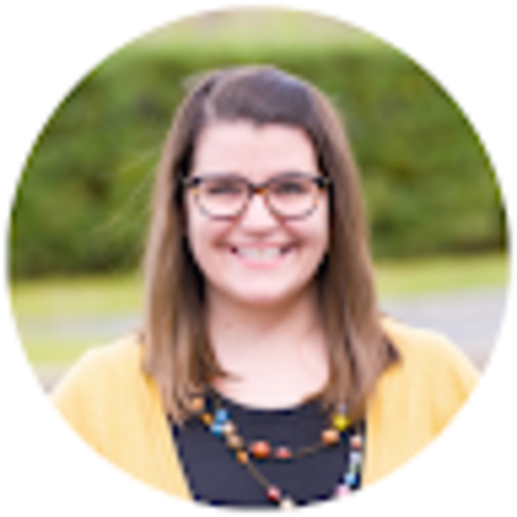 Profile Picture of Meg Moore (@mhmoore10) on Poshmark