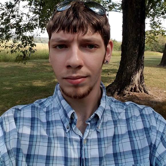 Profile Picture of Steven Rogers (@mtg_essence) on Poshmark